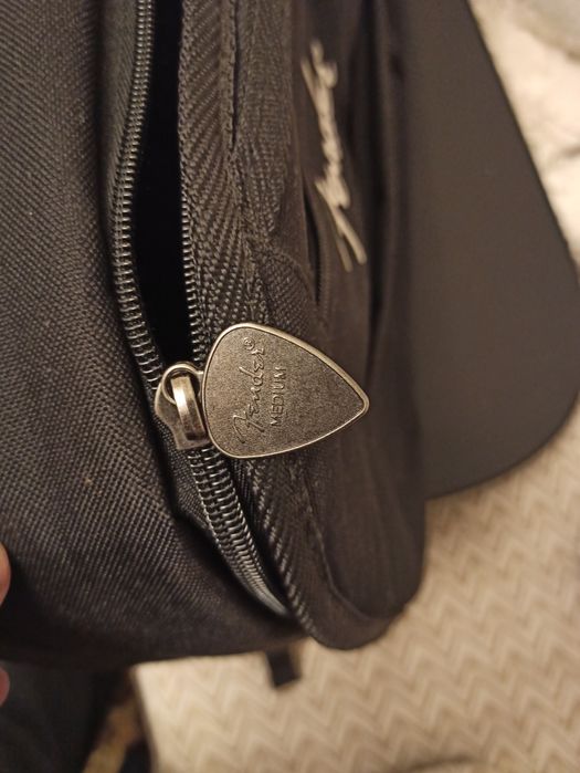 Case toc + husa Fender chitara bas