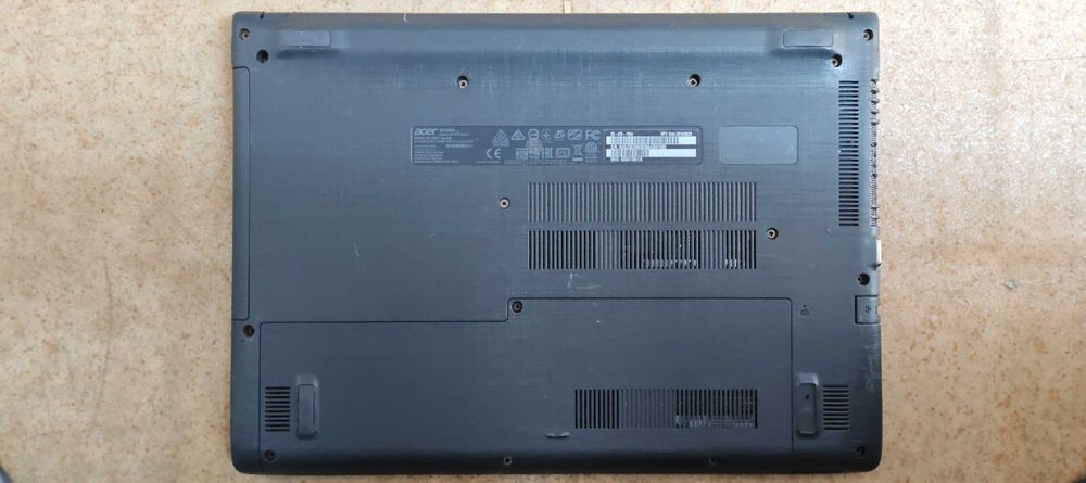 Laptop Acer Core I7 7500U 12gb ddr4 dspy 14inch fhd