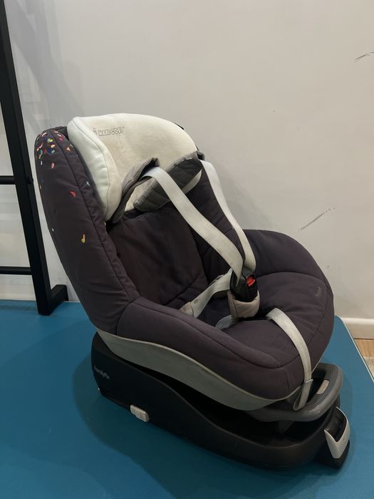 Автокресло Maxi Cosi FamilyFix