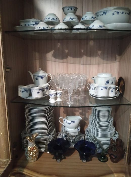 Сервант для гостиной