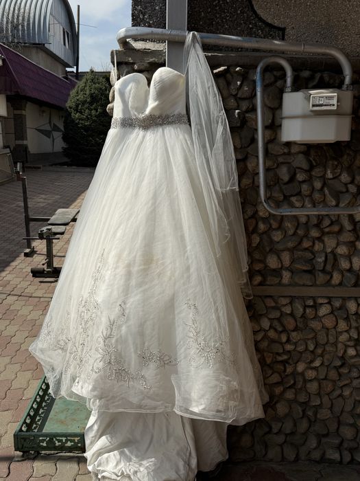 Продам свадебное платье