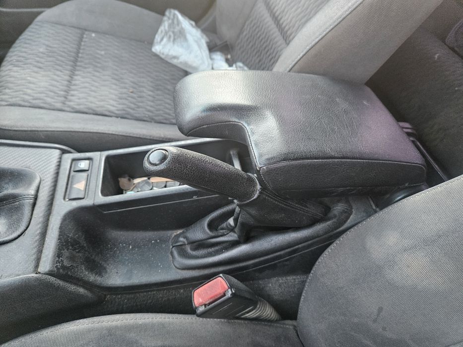Cotiera bmw e46 impecabila