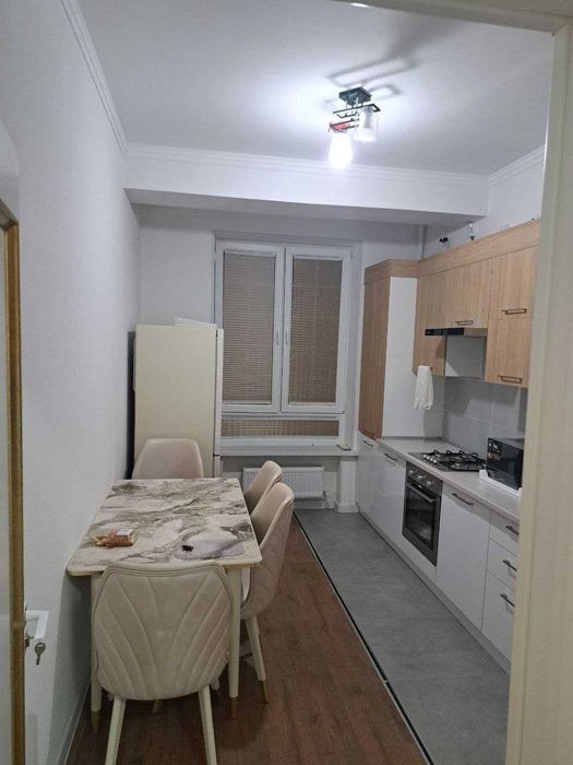 Greenwich (golden house)