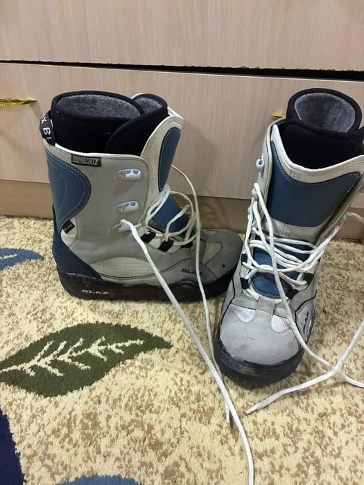 Ботинка для сноуборд