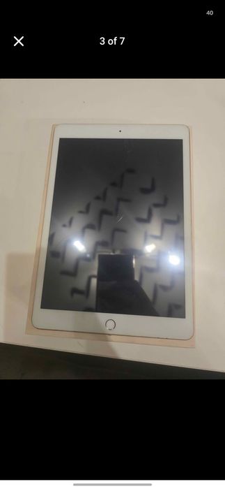 Ipad 7th gen, 32 gb crapata