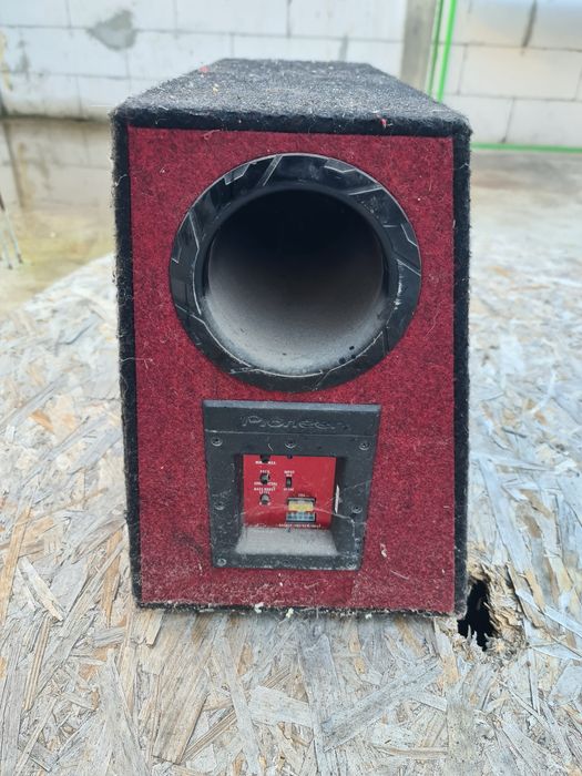 Tub bas Pioneer
Subwoofer Amplificat