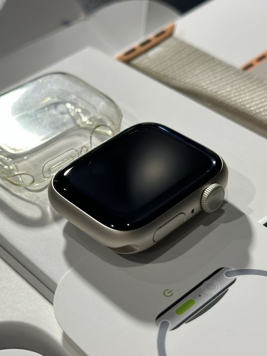 Apple Watch 9, 41mm, Starlight Loop