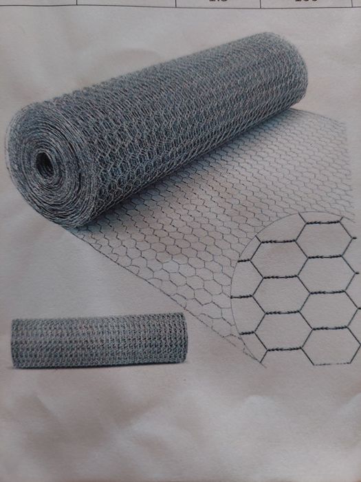 Оградна мрежа от твърда поцинкована тел , компактни топчета