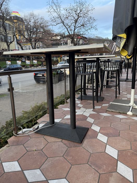 Бар маси и бар столове