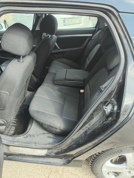 Продавам Pegeut 407 2.2 lpg