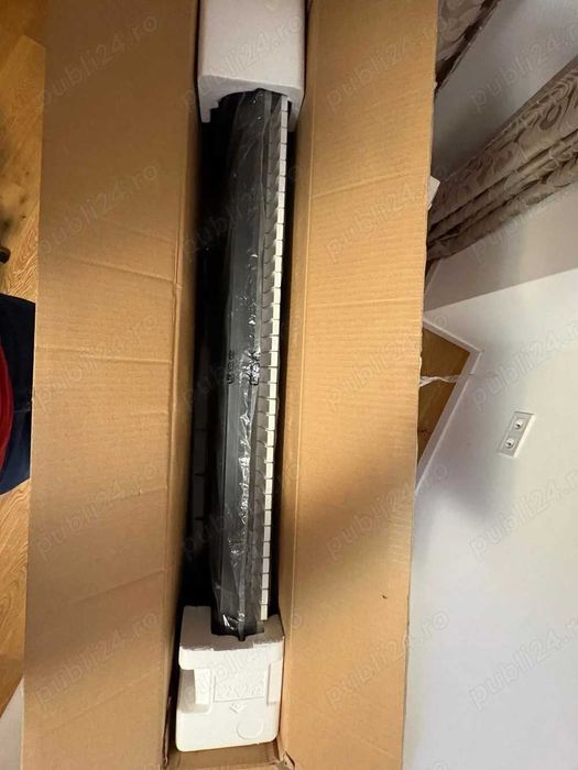 Orga digitală Yamaha PSR-E360DW (neagră) | Stare foarte bună