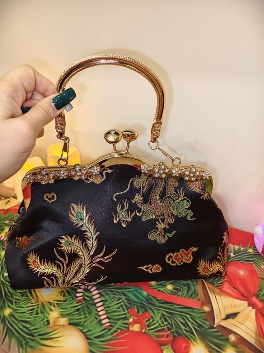 Женские новые сумки