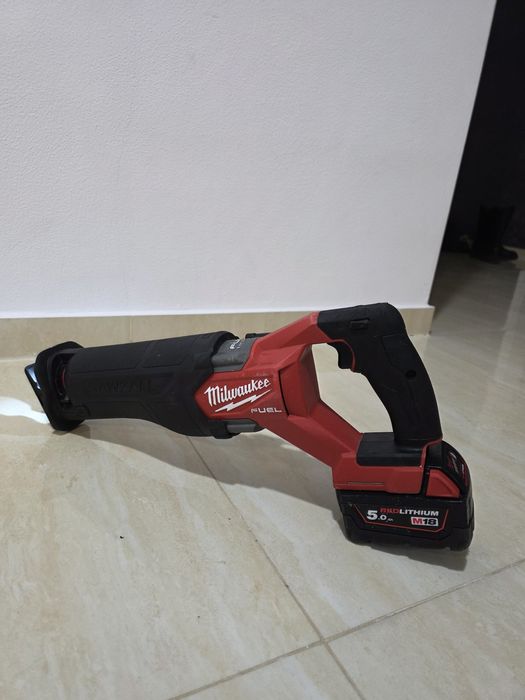 Fierastrau Sabie Milwaukee M18 FSZ