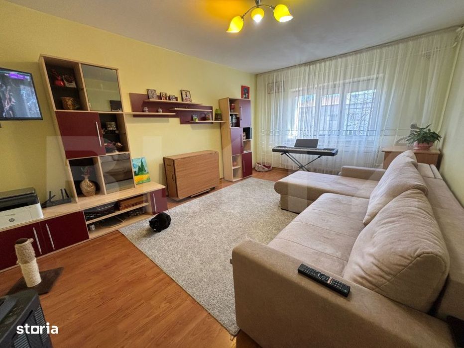 Apartament 3 camere, 70 mp, zona Nicolina — fotografia 1