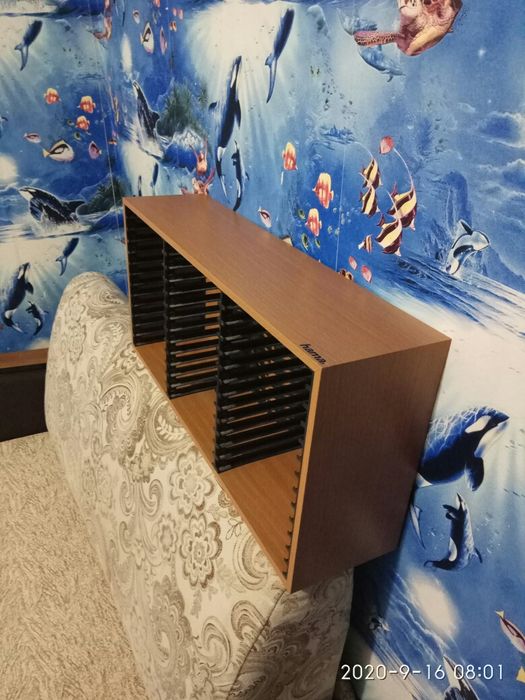 Полочка для дисков DVD