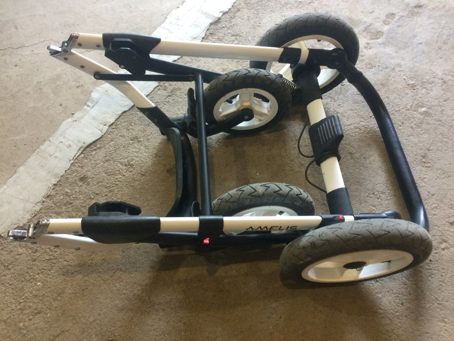 Бебешка количка в ОТЛИЧНО СЪСТОЯНИЕ