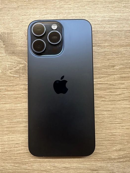 iPhone 15 Pro Max 512 GB идеал