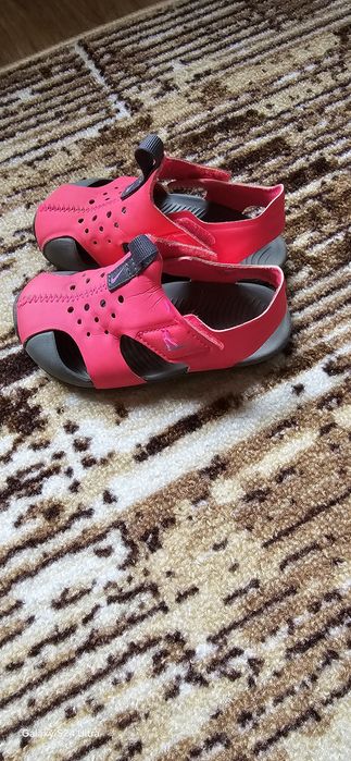 Обувки  Nike за лятото, за госпожици