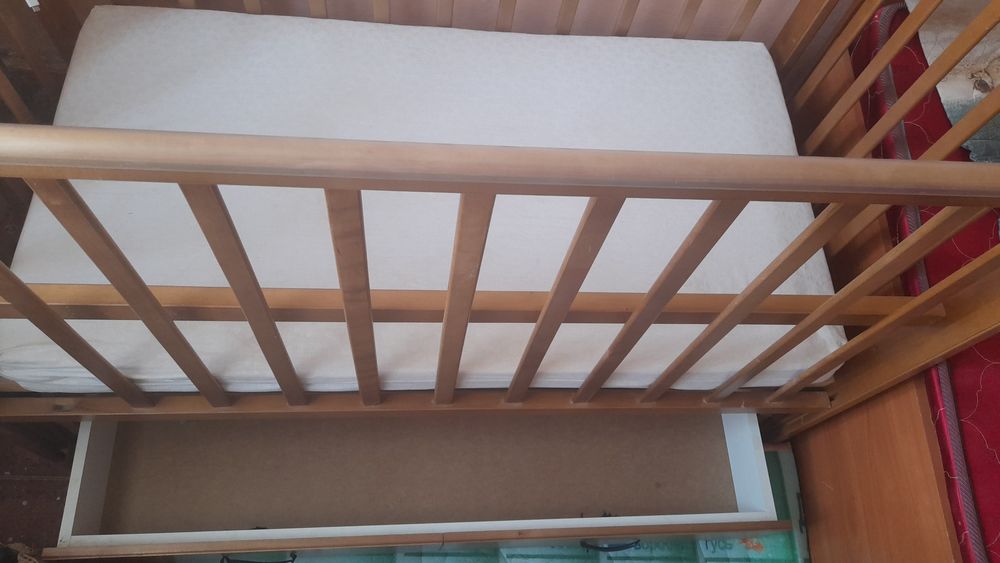 Продаётся детская кровать