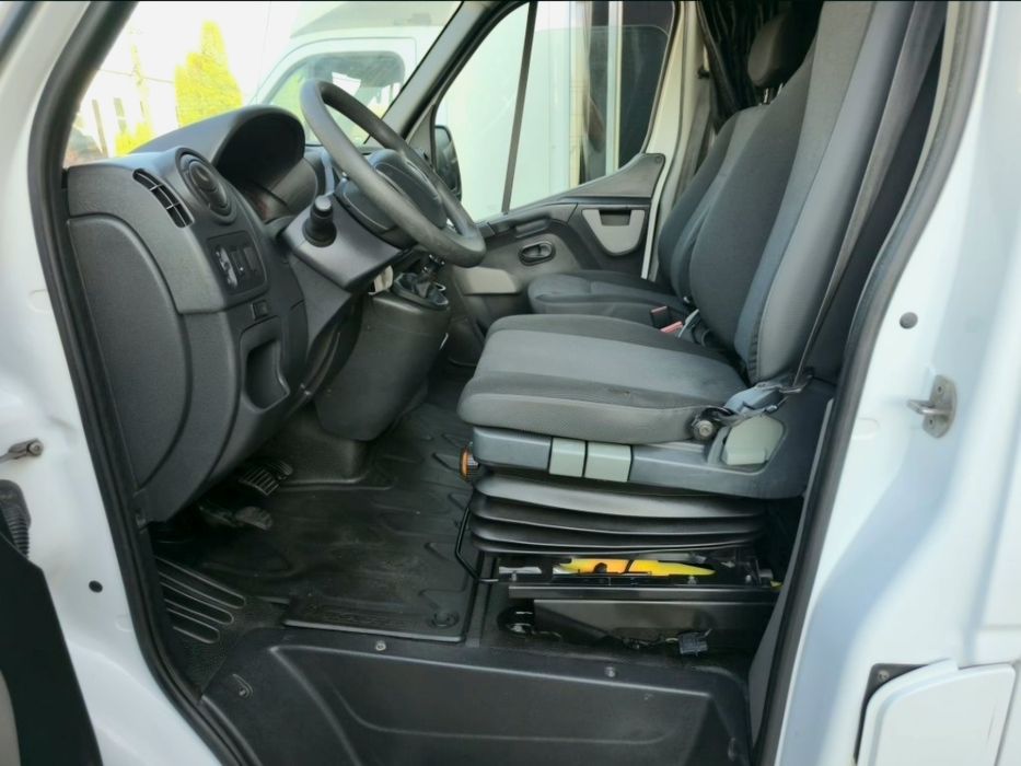 Renault Master 8 Europaleti