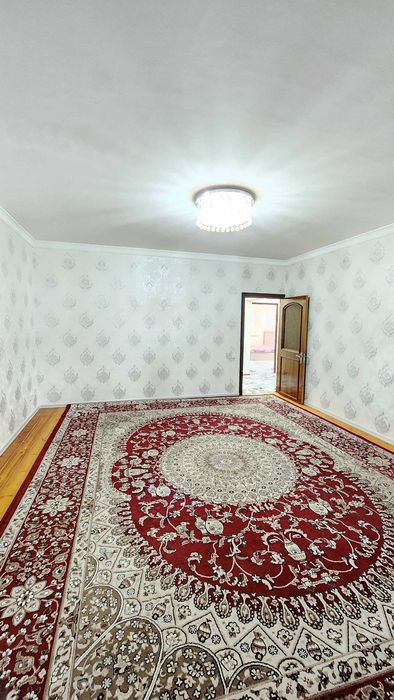 2-х комнатная на Чиланзаре 24 квартале, отдельный вход, 65м2