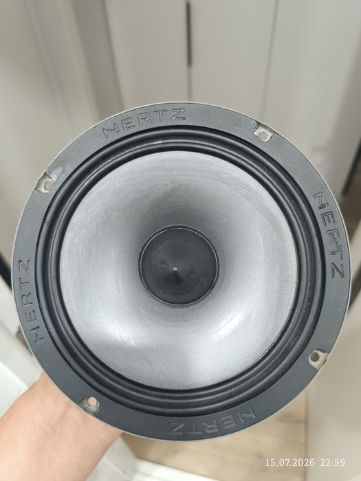 Продам фирменный динамик