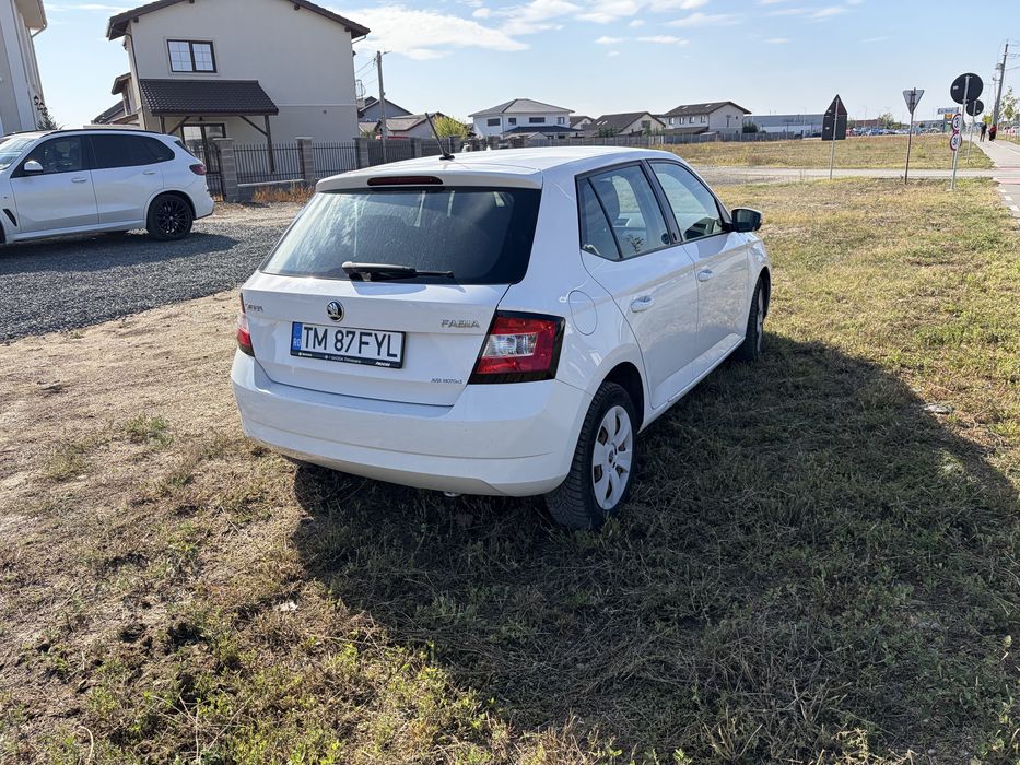 SKODA Fabia 2018 — imagine 3