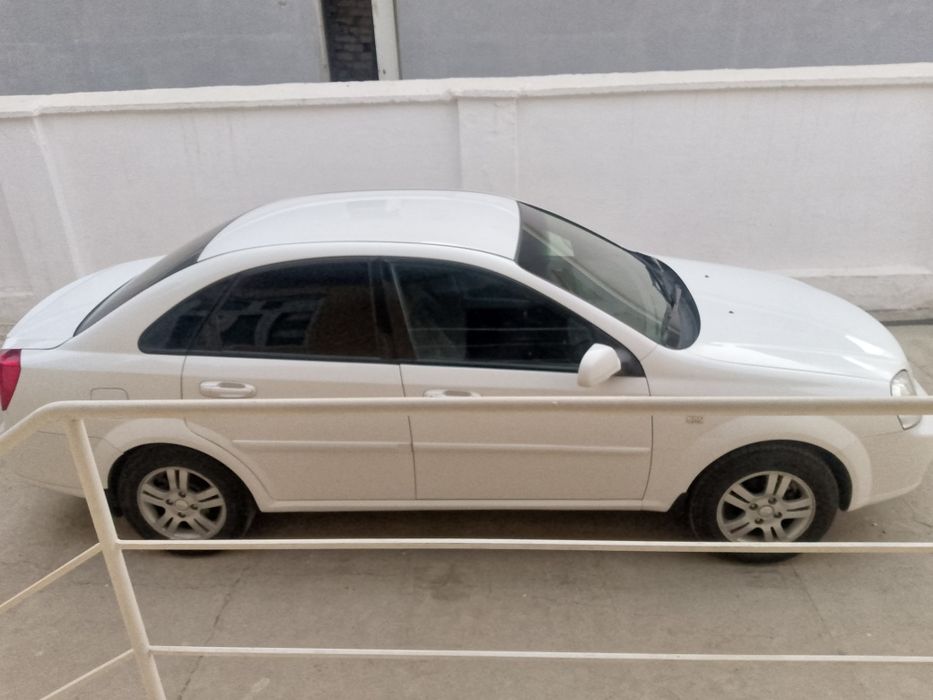 Laseti 2 pazitsiya sotiladi