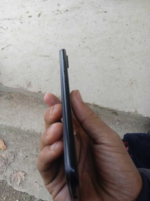 Redmi note 7 64 4 telni holati juda yaxshi usta kormagan