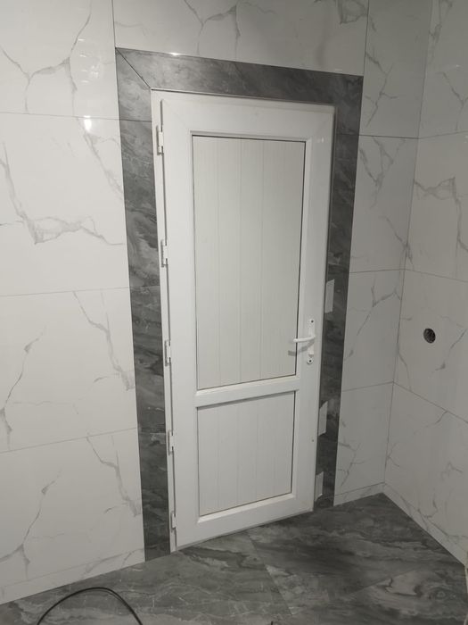 Кладка кафеля , керамогранит