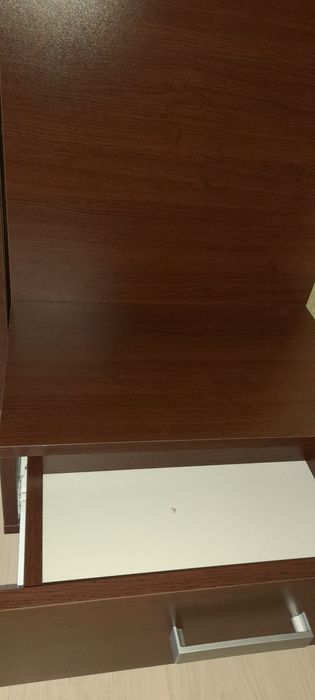 Продавам спалня цвят венге в отлично състояние