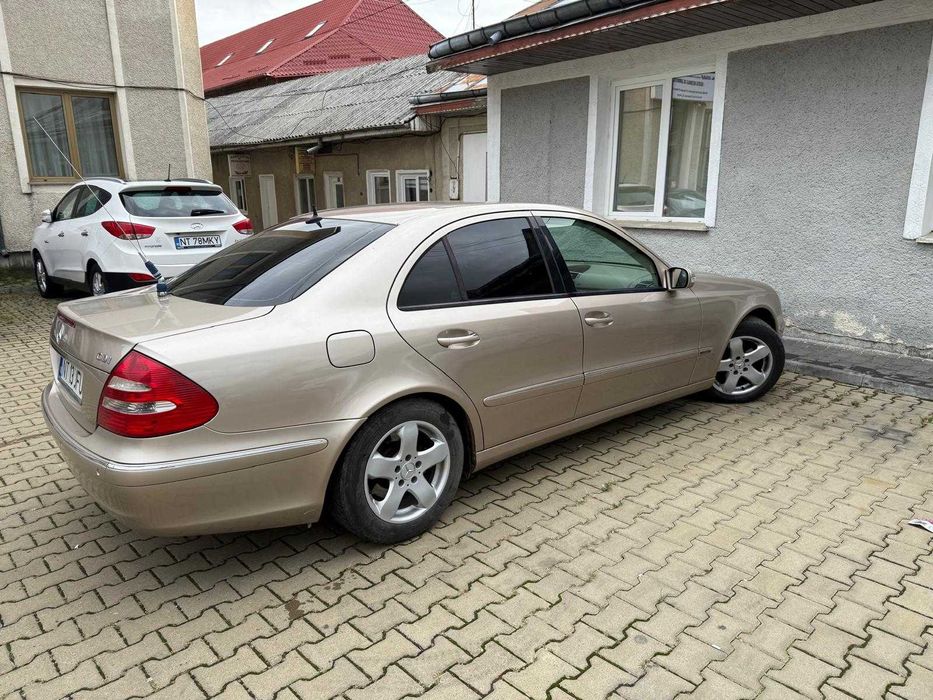 Mercedes E220 CDI W211 • Automat • Piele • Navigație • + Mercedes piese