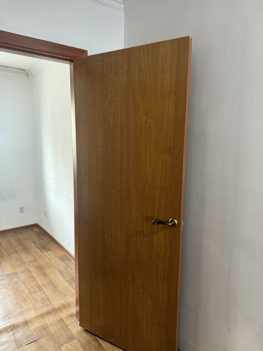 Продам межкомнатные двери