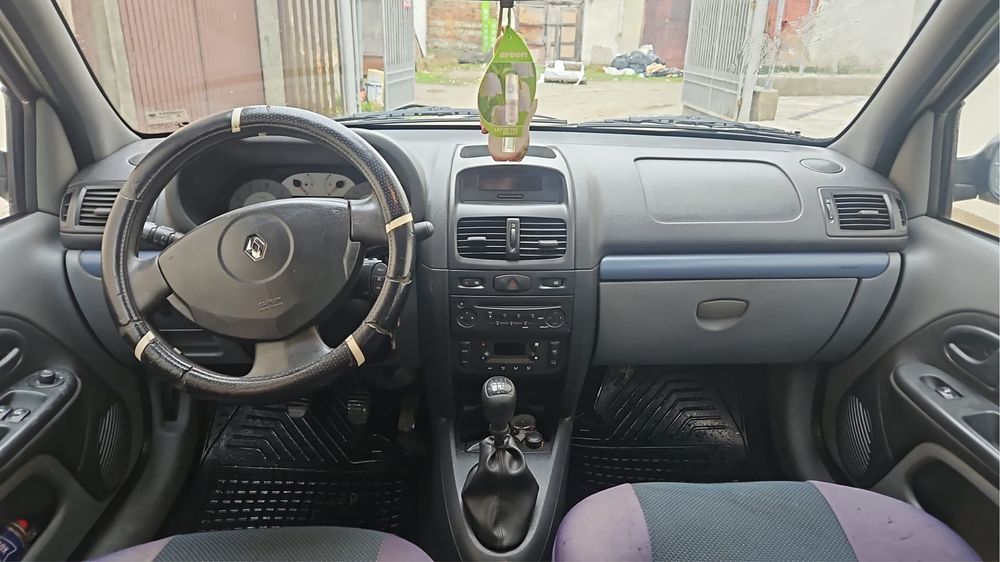 Vând Renault Symbol