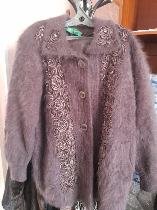 Продам  пуховый кардиган