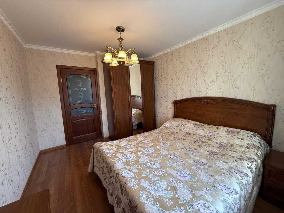 Продам 2 ком квартиру Хименко