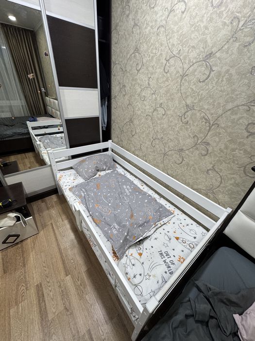 Продам детскую кровать