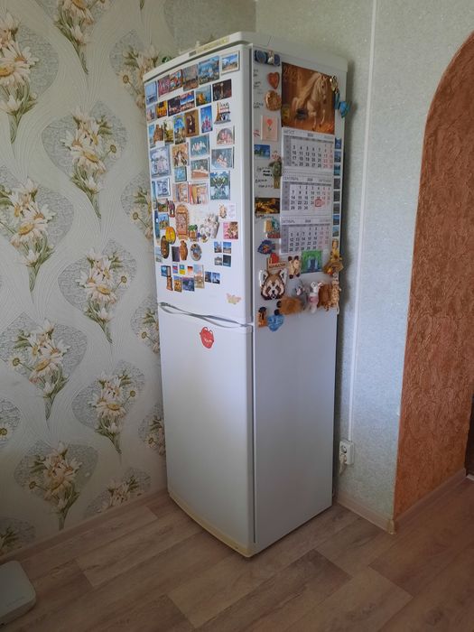 Продам холодильник