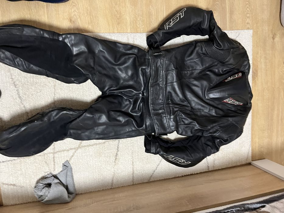 Мото екип 52 rst track tech