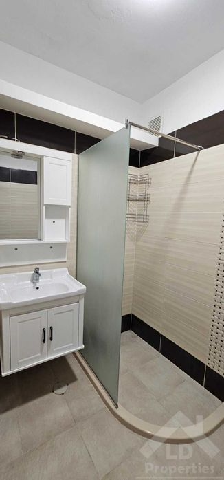 Дава се под наем Тристаен апартамент в Варна, Център - 80 кв.м за 698.19 € - Снимка #9