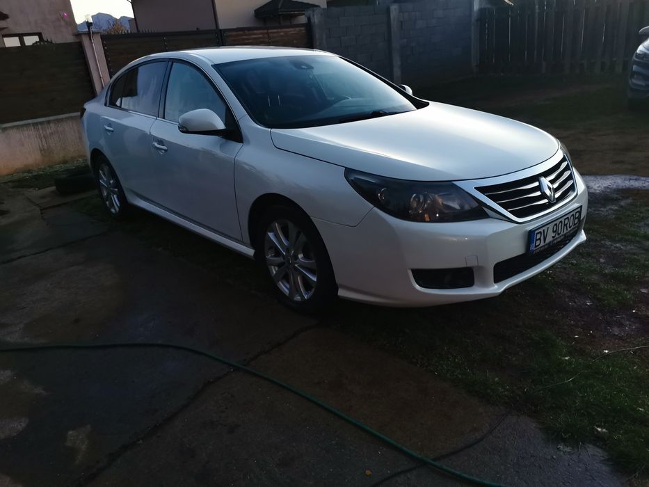 Renault Latitude