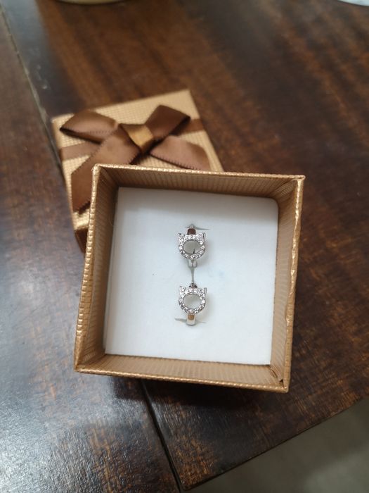 Комплект гривна с колие два чифта с обеци още една гривна и две висулк