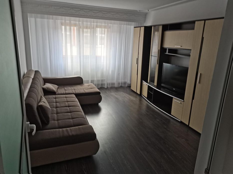 De inchiriat apartament cu o camera