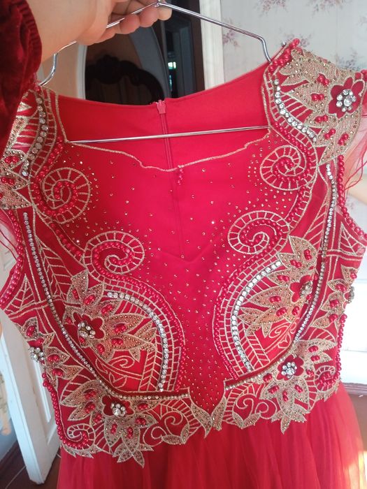 Платье женское вечернее