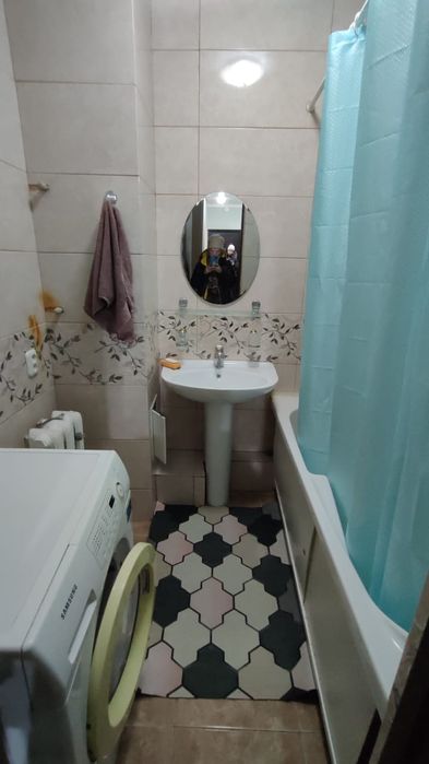 Сдам 2 комнатную квартиру