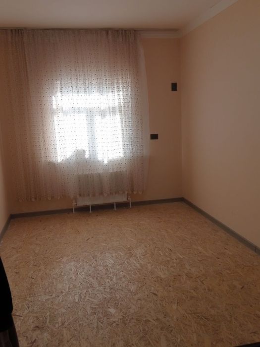 Eski sergelida uy sotiladi