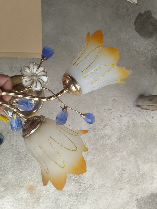 Люстра 4 цвета с пультом