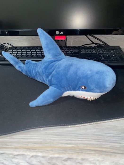 Мыгкая игрушка акулы, в идеальнейшем состоянии!