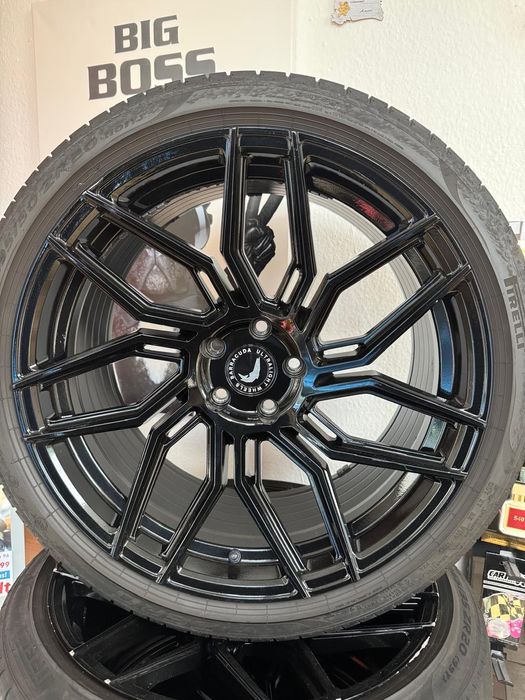 Гуми със Джанти R20