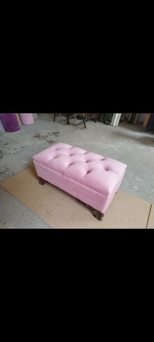 Тапицирани Табуретки